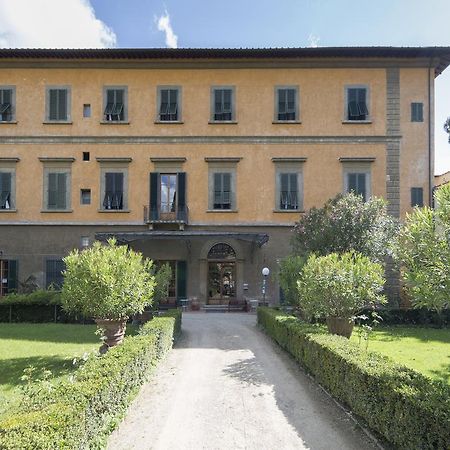 Casa Santo Nome Di Gesu Hotel Florence Exterior photo